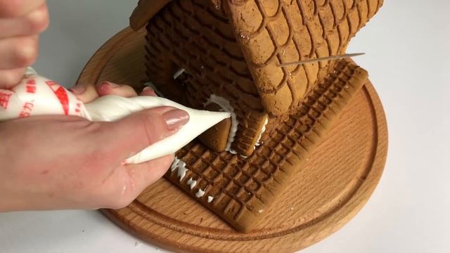 ГОТОВИМ ПРЯНИЧНЫЙ ДОМИК ОТ DELICIA КО ДНЮ СВ. НИКОЛАЯ ? смотреть онлайн