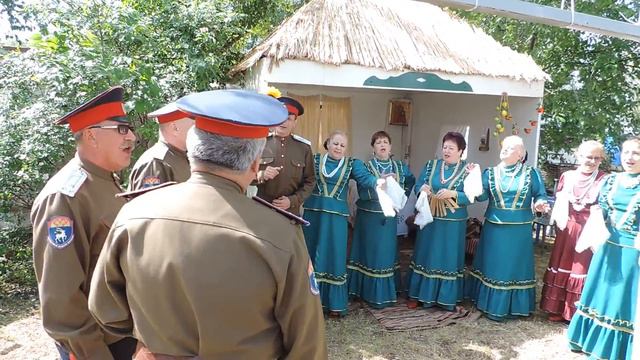 Ансамбль "Лазоревая степь" г. Сальск, руководитель Наталья Бойко (в станице Кочетовской) смотреть онлайн