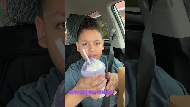 Happy Birthday Grimace Milkshake! SURVIVOR.? #mcdonalds смотреть онлайн
