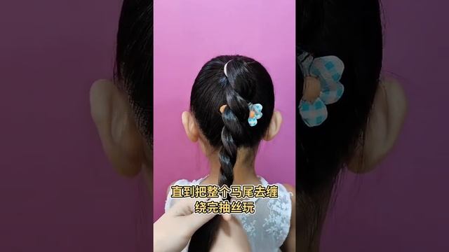 НЕБРЕЖНЫЙ ВЫСОКИЙ ПУЧОК ВМЕСТО ОБЫЧНОЙ ГУЛЬКИ | ПРИЧЕСКИ НА КАЖДЫЙ ДЕНЬ | MESSY BUN HAIR TUTORIAL смотреть онлайн