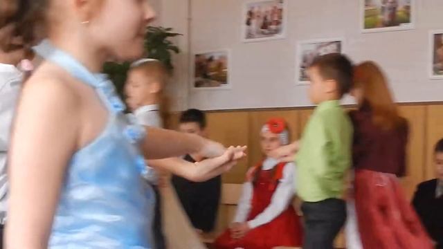 Я танцую вальс смотреть онлайн