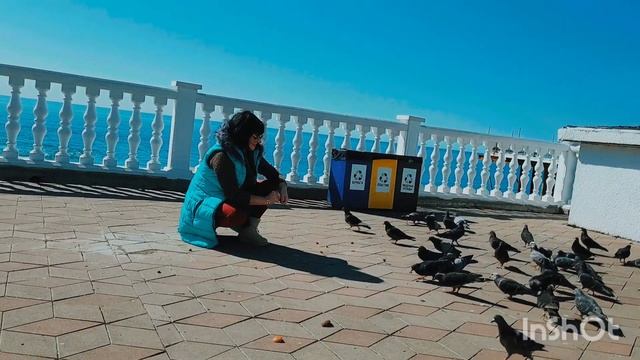 Она порадовала нас ?Шикарное море, отличная погода/ Ольгинка 8 марта 2023? смотреть онлайн