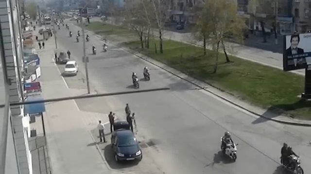 Заезд байкеров по проспекту Ленина, г. Барнаул (2012) смотреть онлайн