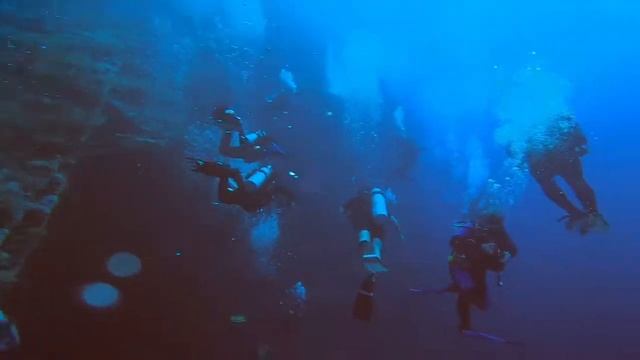 Затонувшие корабли на о. Большой брат в Красном море смотреть онлайн