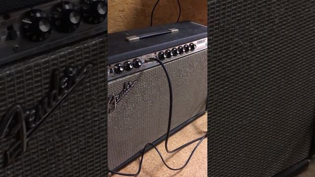 Guitar Freak- Fender Vibrolux Reverb from 1971 смотреть онлайн