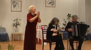 У церкви стояла карета