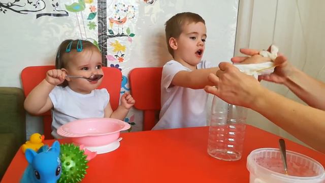 Эксперимент для детей с содой и уксусом смотреть онлайн