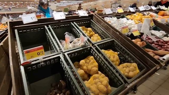 ВОТ ТАКИЕ ЦЕНЫ НА ПРОДУКТЫ ПИТАНИЯ В ЛАТВИИ 11 ДЕКАБРЯ 2022