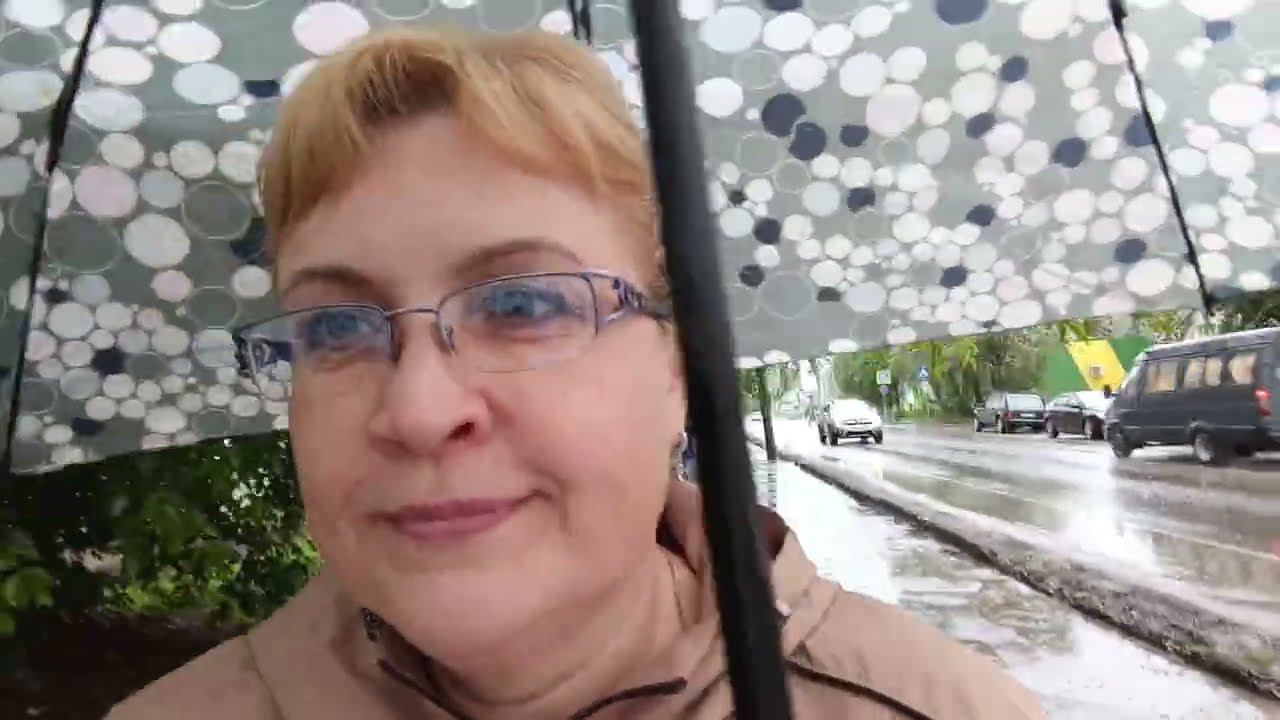 Сгоняла в магазин, а дальше всё пошло не по плану♀️ смотреть онлайн