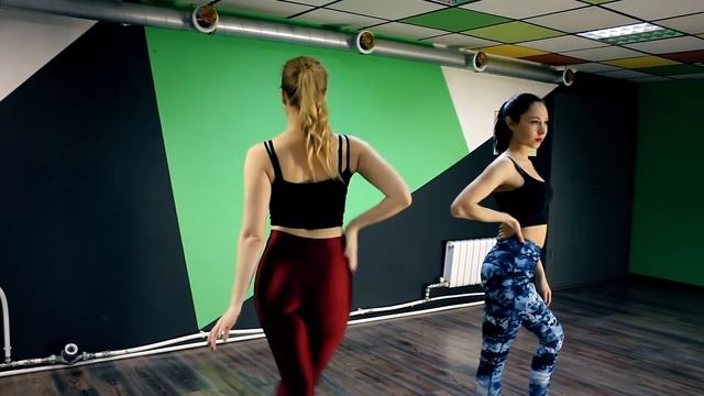Дарья и Ксения | Женский стиль в кизомбе | Новосибирск 2018 | Fresh Gang feat. Loperas - Teu Mambo смотреть онлайн