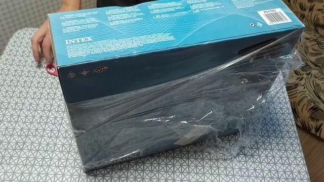 #мояраспаковка с ROZETKAНадувний матрац з подушками та насосом Intex 152 х 203 х 25 см Синій (64765 смотреть онлайн