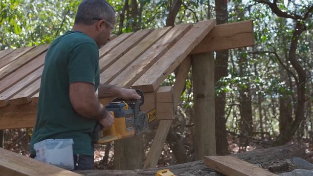 First build of the season! The "splash pad" makes the Whale Tail easier AND harder смотреть онлайн