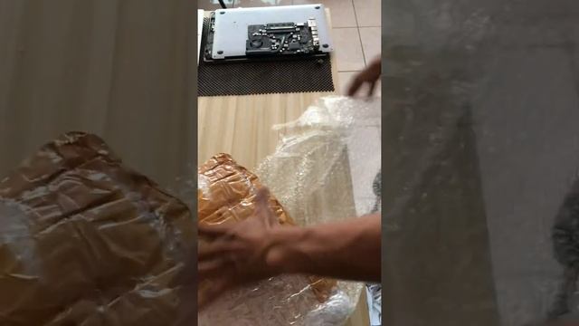 MacBook A1534 смотреть онлайн