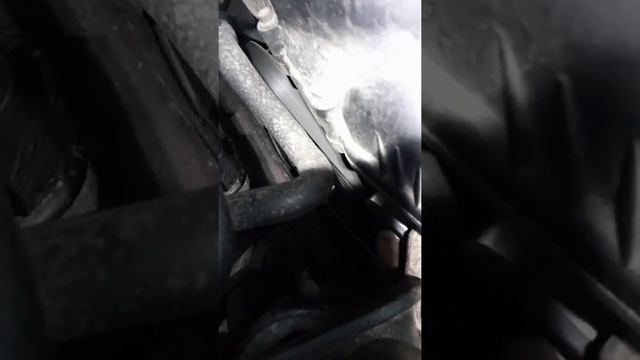 Хендай Солярис!1.6 Замена ремня и роликов без снятия колеса и боковой защиты! Это возможно!!! смотреть онлайн