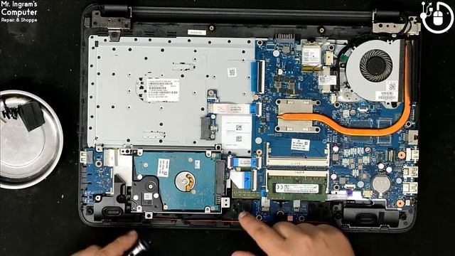 HP TPN-C126 Laptop teardown and SSD upgrade смотреть онлайн