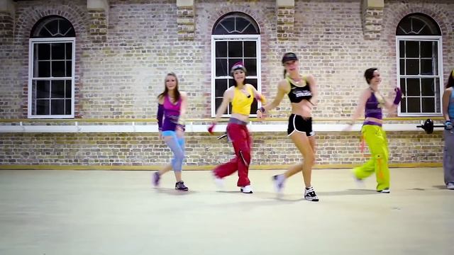 Zumba | Loca - Shakira смотреть онлайн