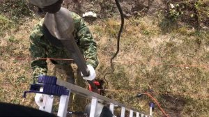 Как забить столб отбойным молотком