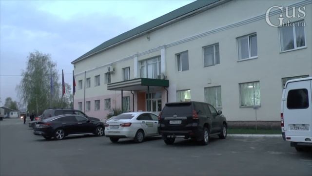 Анопинский стекольный завод освободили от захватчиков смотреть онлайн