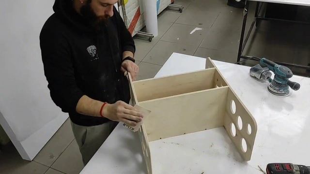 мастерим полку на кухню своими руками/DIY kitchen shelf смотреть онлайн