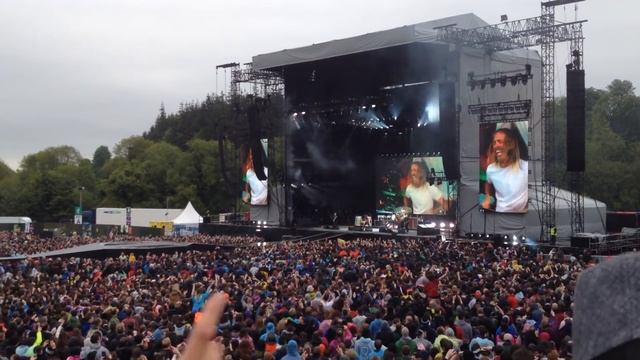 Foo Fighters - Everlong (Slane Castle 2015, Ireland) смотреть онлайн