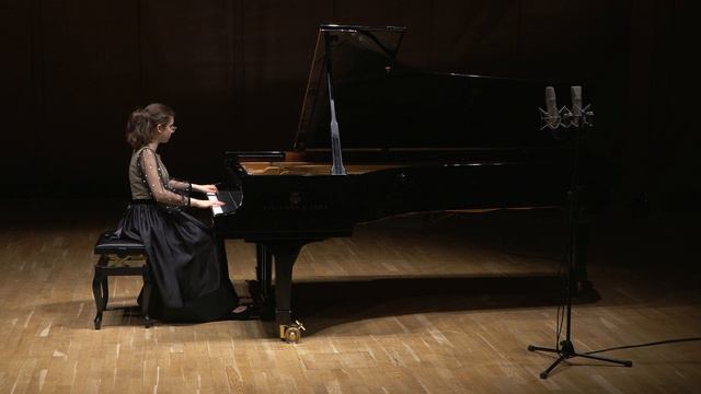 Й. Гайдн - Соната ми бемоль мажор Hob. XVI No 49, ч. 1 // Вера Селиваненко - ф-но смотреть онлайн