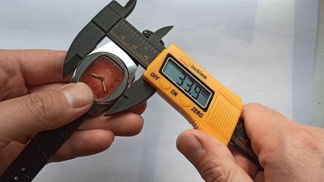 Часы Зим Необычный корпус. циферблат со звездой СССР смотреть онлайн