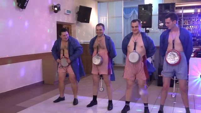 Корпоратив Барабанщики и Сковородки смотреть онлайн