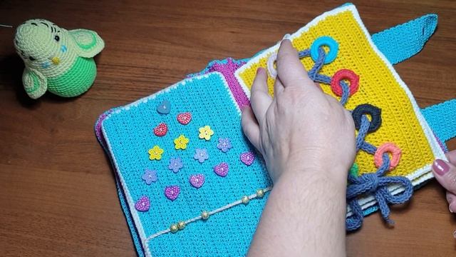 Развивающая книга. Обзор/Developmental book. Review смотреть онлайн