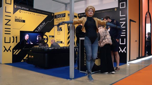 COSMOSCOW смотреть онлайн