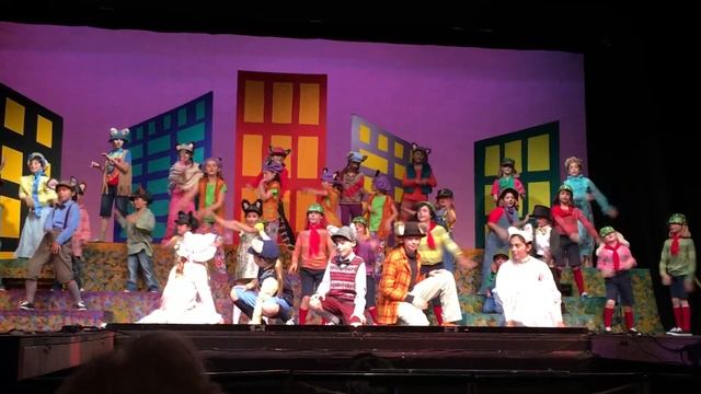 WolfPAC Aristocats Cast A Closing Song - Ev'rybody (6/10/16) смотреть онлайн
