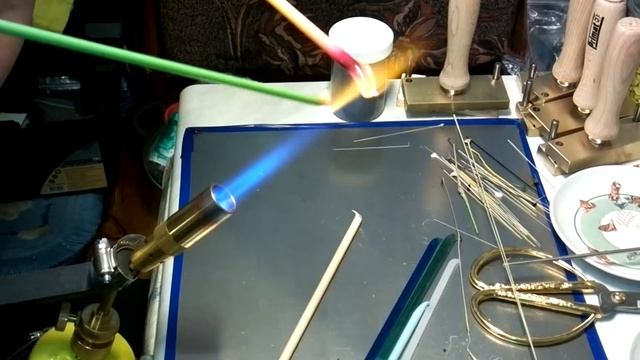 Glass Lampwork Twisty,как сделать твисти Lampwork Bead Tutorial смотреть онлайн