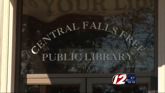 Alec Baldwin library donation Central Falls смотреть онлайн