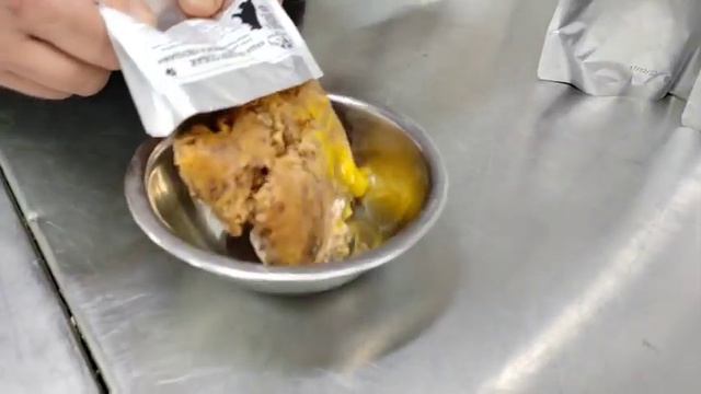 Что внутри: каша с говядиной и овощами для собак смотреть онлайн