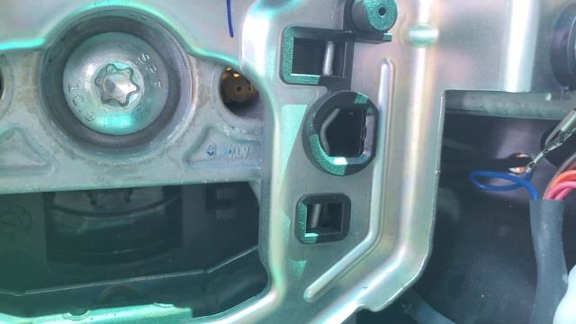 2016 Ford Explorer Airbag removal Tips. смотреть онлайн
