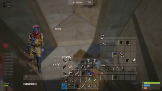 Парень в расте стал в АФК с лутом/rust