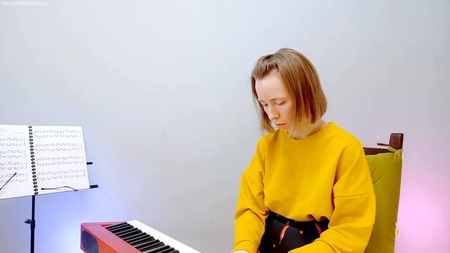 Как сидеть за пианино? Как держать руки? Позиция тела и рук при игре смотреть онлайн