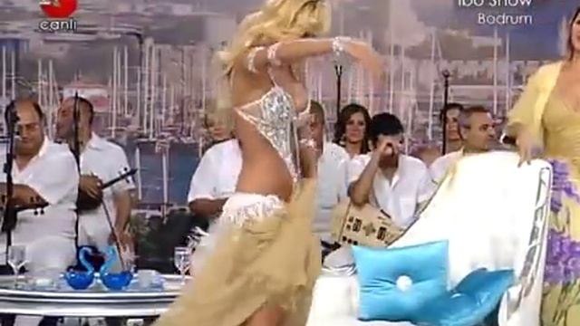 Didem Kinali, Turkish Bellydancer