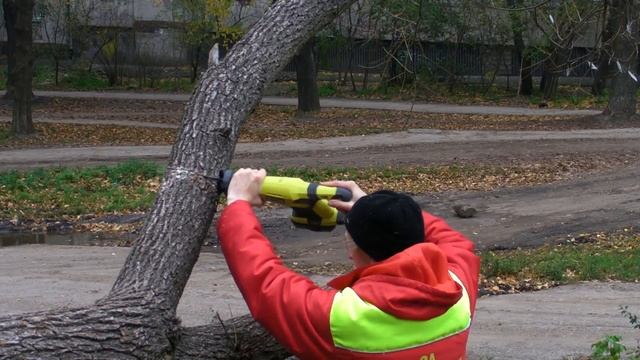 Обзор аккумуляторная электроножовка Ryobi RRS1801M смотреть онлайн