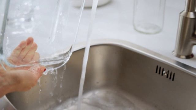 Средство для мытья посуды смотреть онлайн