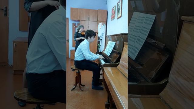 И.С.Бах Ария G dur исполняет Костин Сергей смотреть онлайн