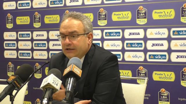 Scandone - Varese, l'analisi di coach Stefano Sacripanti смотреть онлайн