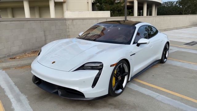 2022 Porsche Taycan: The Best EV Car to Date... смотреть онлайн