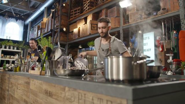 Beef Club (2. Staffel) - Oliver Wenger vs. Jordan Thompson смотреть онлайн