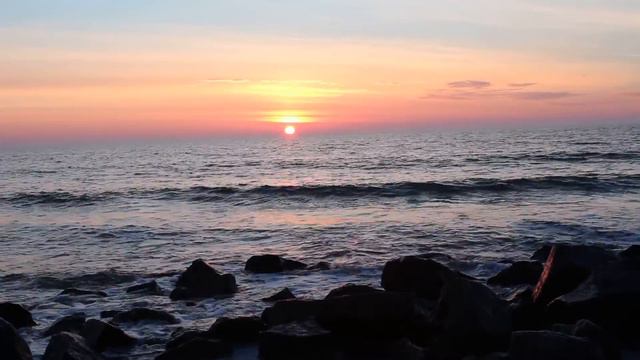 Восход солнца над Черным морем смотреть онлайн