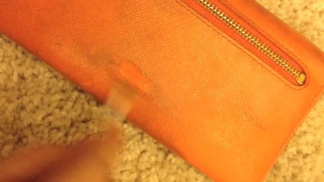 DIY ♥ Cleaning my Prada Leather Wallet смотреть онлайн