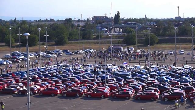 Самый большой флаг России! смотреть онлайн