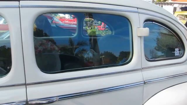 Gorgeous 1946 Ford Super Deluxe смотреть онлайн