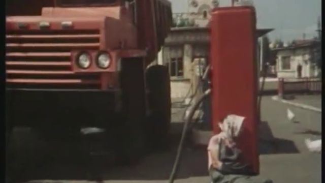 Королева Бензоколонки смотреть онлайн