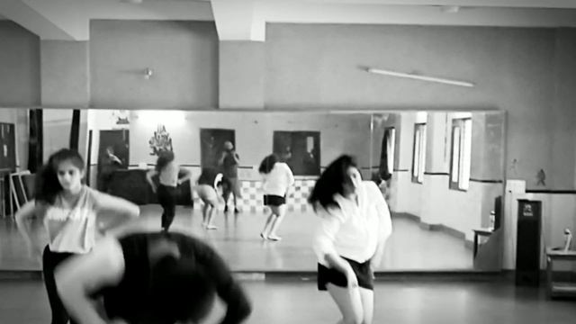 Madonna | Girl Gone Wild | Mohit Raj Thapa choreography| commercial jazz смотреть онлайн