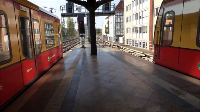 Berlin Hackescher Markt - S-Bahn Berlin mit BR 481 - ET 442 - BR 182 смотреть онлайн